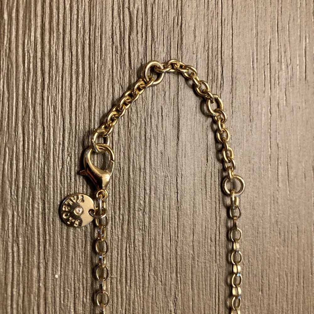 Talbots “beachy beads” Gold and White Seashell Pendant Necklace with Beads - Picture 5 of 9